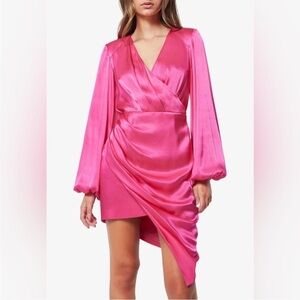 Elliatt Devon Asymmetric Mini Dress in Fuschia Pink in a size XS